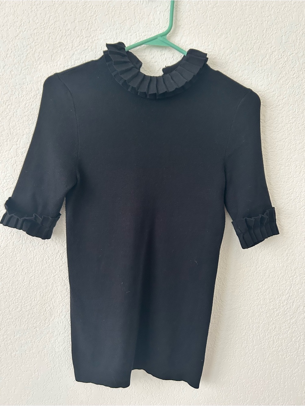 Carlisle silk Black Ruffle Neck Short Sleeve Knit Top